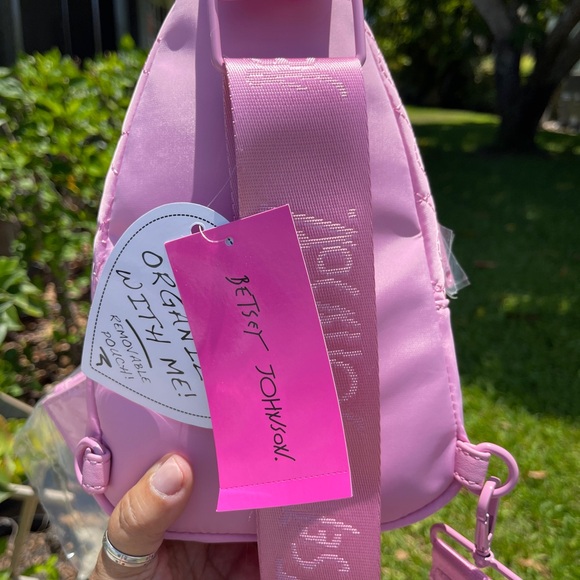 BETSEY JOHNSON XOALI Heart Quilted Sling Bag In Pink - Picture 4 of 16